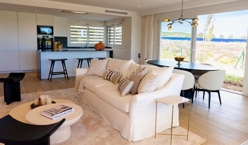 Foto b2a77f61-0a82-445c-b562-25908b6dcca6. Apartament amb aparcament a Estepona golf Estepona