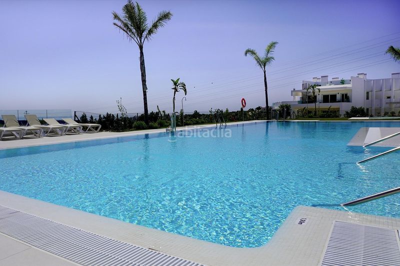 Foto d7d01ca4-6726-4f22-b062-7d989fae8862. Apartament amb aparcament a Estepona golf Estepona