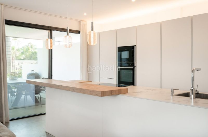 Foto 346c1e29-8023-411f-86a1-40b0953ffa95. Apartament amb aparcament a altos de Estepona Estepona