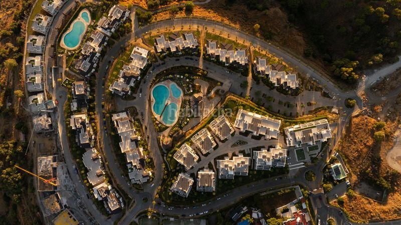 Foto 44e93bfe-d7a9-4315-a7a0-503e0d556acf. Apartament amb aparcament a altos de Estepona Estepona