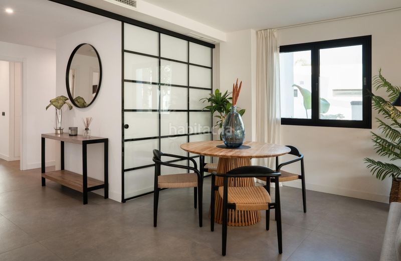 Foto bfdb1283-2d1f-471f-add6-6abab2cc87d3. Apartament amb aparcament a altos de Estepona Estepona