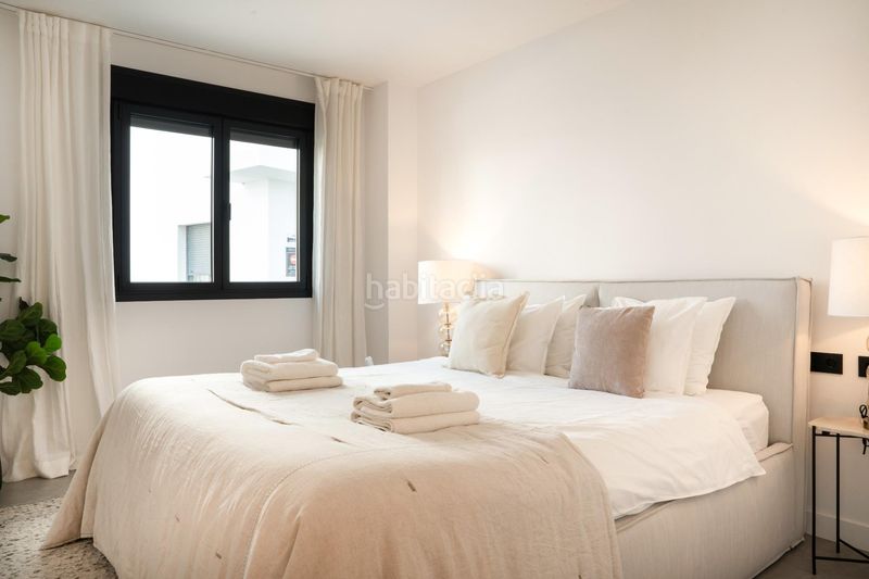 Foto ff2317bb-b6e4-4c67-a2d5-bd9a8b43def9. Apartament amb aparcament a altos de Estepona Estepona