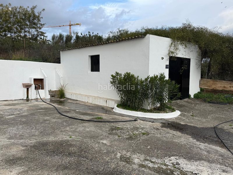 Foto 150214db-87c1-4d7e-8c94-fcf8c8fa974a. Casa amb aparcament a Sotoserena Estepona
