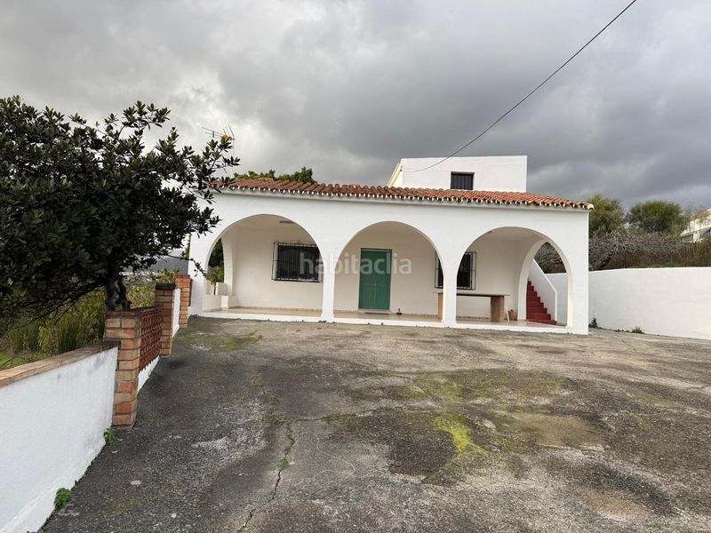 Foto aa0a9eca-2a3e-4f52-befd-7af36ea5c673. Casa amb aparcament a Sotoserena Estepona