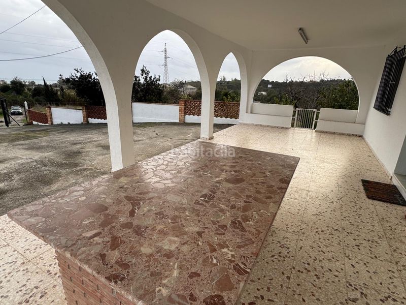 Foto df1dfb5b-3119-4b83-8730-1bc849726520. Casa amb aparcament a Sotoserena Estepona