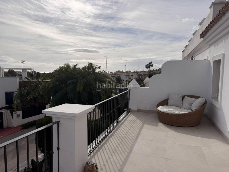 Foto a8632139-cc81-4512-b949-2a650d4bdbc0. Casa adossada amb calefacció aparcament piscina a Estepona