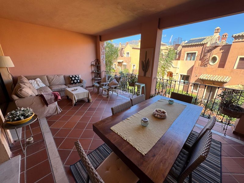 Foto 5882d4e6-9c19-45dd-aef9-8831077d16ba. Casa adossada amb aparcament a Valle Romano Golf Estepona