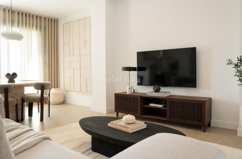 Foto 464a7fea-6b4a-48e4-8f50-3c1fadd36b8c. Apartament amb calefacció piscina a Zona Calvario Estepona
