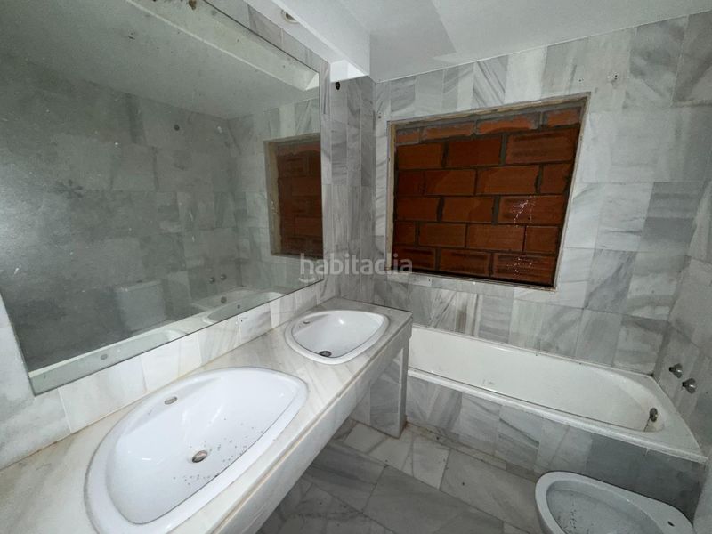 Foto d47fdf58-b408-4ce0-9aa0-5f175a7c46ec. Terreny residencial a Estepona golf Estepona