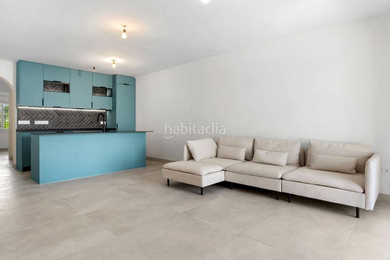 Foto 8f6ec1e8-c362-4d4b-8347-76088f46b5fc. Planta baixa amb aparcament piscina a Nueva Andalucía centro Marbella
