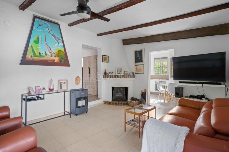 Foto 191a4b13-9567-4564-aad3-4f6e25bd57d9. Casa amb aparcament piscina a Las Lomas Estepona