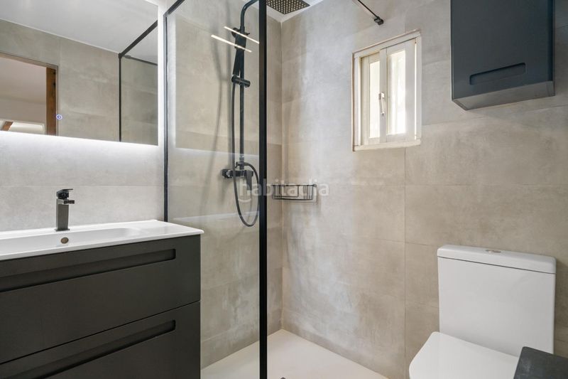 Foto 71dd4c8d-8167-4a23-87f7-ded75c3616ac. Casa amb aparcament piscina a Las Lomas Estepona