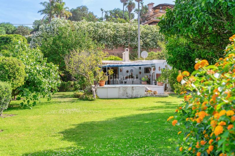 Foto c73af6b1-312b-461a-b807-dcba400b2ca3. Casa amb aparcament piscina a Las Lomas Estepona