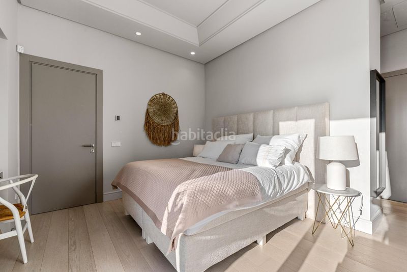Foto 7fc6ad42-1568-46c9-9db6-f91840e63678. Chalet villa paraíso villa contemporánea de lujo con vistas panorámicas al mar, golf y montaña en Estepona