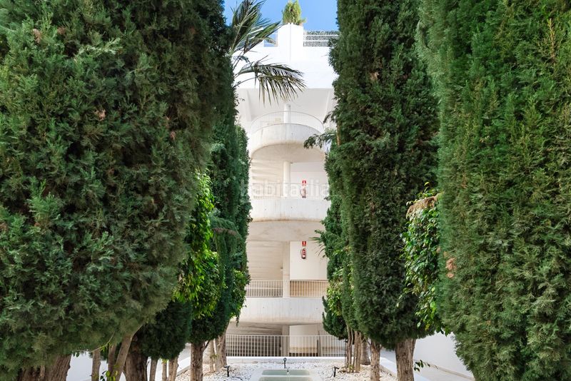 Foto 7485b286-2c33-462c-9ebe-62b83a6b0060. Apartament amb piscina a lomas de Marbella club Marbella