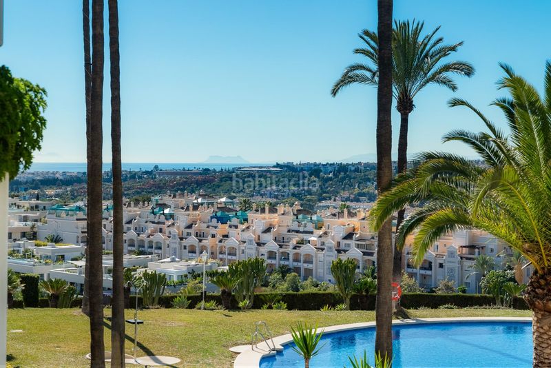 Foto c1896c59-a081-477f-887b-3641de102837. Apartament amb piscina a lomas de Marbella club Marbella