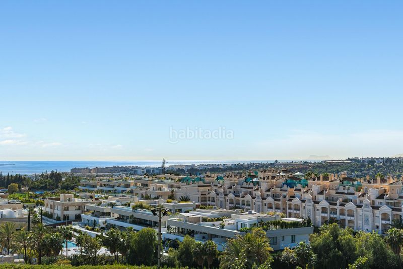 Foto ebe12219-97bc-44fa-a90f-2fd0d221d555. Apartament amb piscina a lomas de Marbella club Marbella