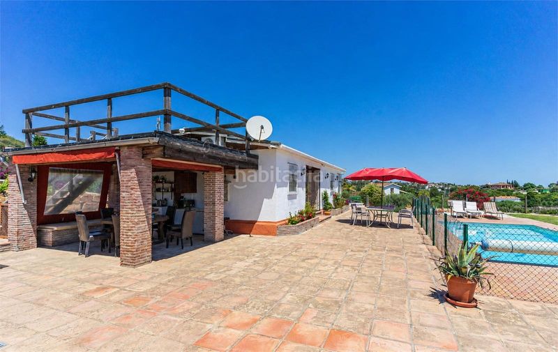 Foto ae0d0d3b-4ed4-4a3d-8ea9-040448b0d205. Xalet amb calefacció aparcament piscina a Centro Estepona