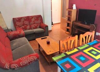 Rent Flat in Avinguda del primat reig 2. Ofrezco piso en alquiler en av. del primat reig benimaclet