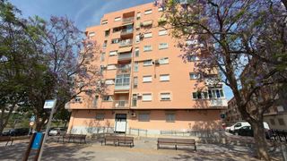 Pis  Carrer n'emili llopis 26. Ofrezco en venta piso en sagunto