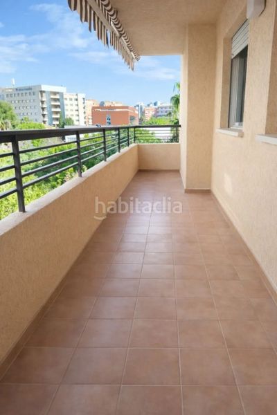 Foto f0b99687-43e6-41e7-b949-7539c0b403b4. Pis amb aparcament a Nou Campanar Valencia