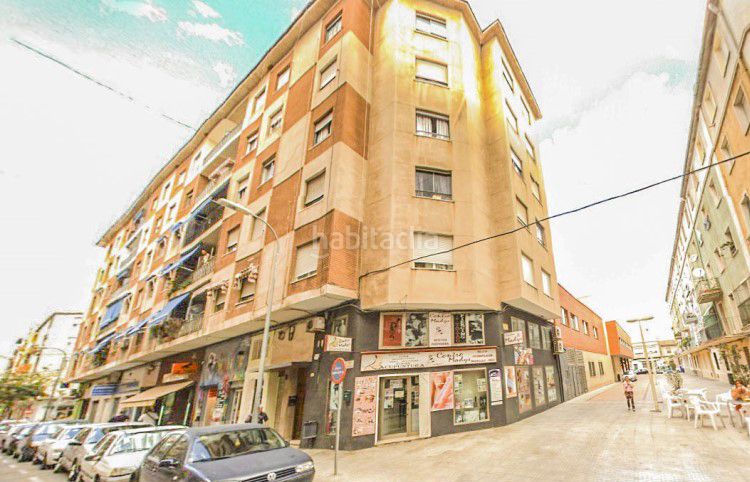 Foto fac57c94-560f-4afc-bd14-f00397501059. Planta baixa amb calefacció a Plaza Elíptica - República Argentina Gandia