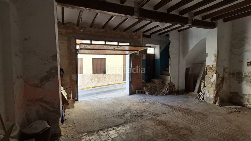 Foto 7d662eb5-7d58-4ed4-9c4b-6a780eb6e579. Casa amb xemeneia a Oliva pueblo Oliva