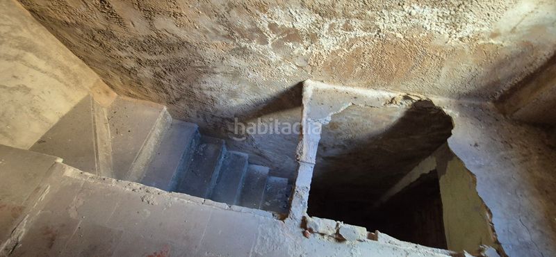 Foto 88f202b6-b8f9-4134-8e22-92bc530b18f3. Casa amb xemeneia a Oliva pueblo Oliva
