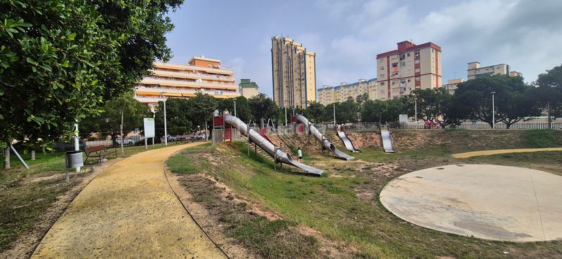 Foto 98f9c3d2-adc0-4430-b0a6-ef9b7ed80dc4. Apartament a carrer camp de morvedre 16 a Playa de Gandía Gandia