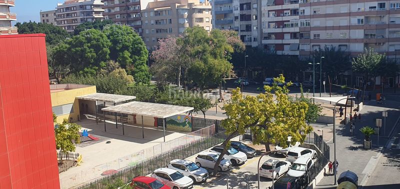 Foto 32897e35-bd40-4c17-b256-26d7de64bae6. Pis a Corea Gandia