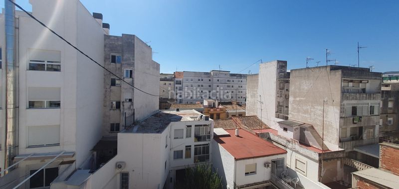 Foto da49311e-9f98-461f-b1f3-057e8a6e9aac. Pis a Corea Gandia