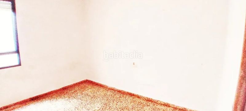 Foto 57f2b8a1-a35b-40c2-80ee-78faf2901e58. Pis a Simat de la Valldigna