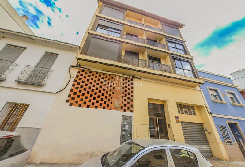 Foto e50ae8b9-6dc7-4694-b860-2b1bbe411fb3. Local comercial a Centro Histórico Gandia