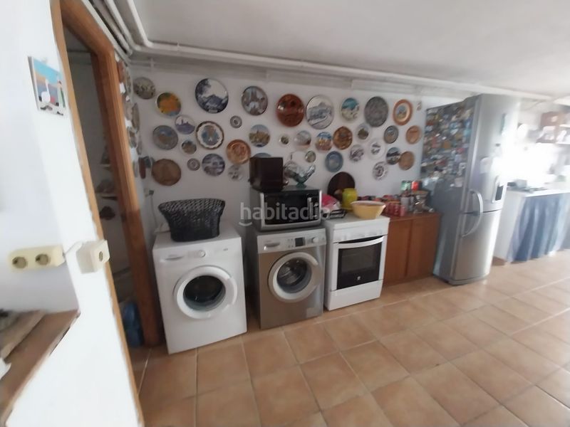 Foto af75ecb7-bcdb-4e12-aaaf-001a809398b4. Casa adossada amb aparcament a Barx