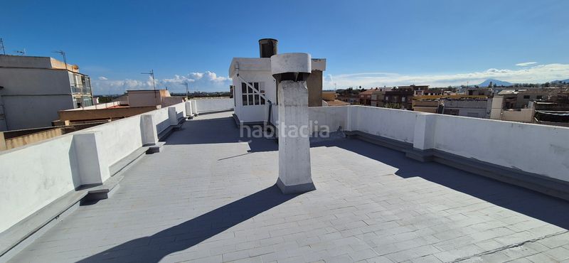 Foto 8516cd83-dd5f-4d1a-ba6a-dffacd7d20b6. Casa amb xemeneia calefacció aparcament a Bellreguard