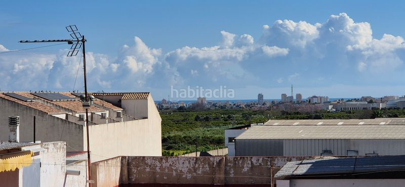 Foto d3438d57-291e-4408-a039-f5e1f36a7d36. Casa amb xemeneia calefacció aparcament a Bellreguard