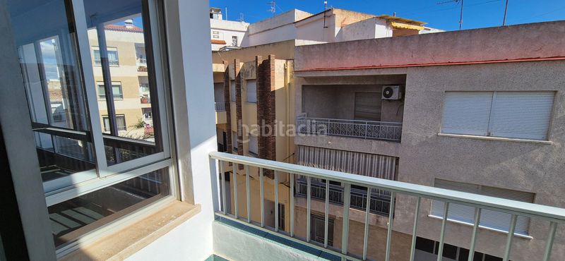 Foto eac4abc7-0ae6-4479-a996-85056104333c. Casa amb xemeneia calefacció aparcament a Bellreguard