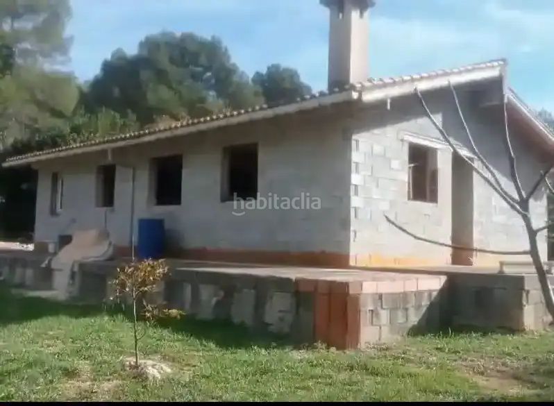 Foto f353ba26-9c04-4899-912b-f0c54e9f4d15. Masia a Simat de la Valldigna