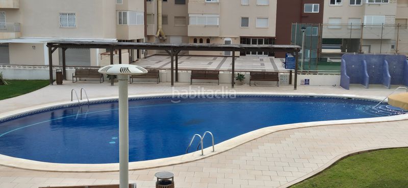 Foto 1bf32384-9bb2-498c-838a-215641661dde. Dúplex amb aparcament piscina a Playa de Gandía Gandia