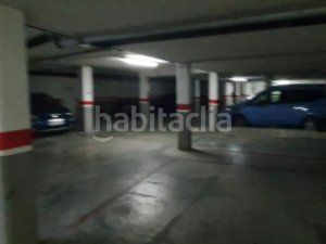 Foto e81a1d71-c6fe-4bc1-b8db-e1702343968a. Aparcament cotxe a Corea Gandia