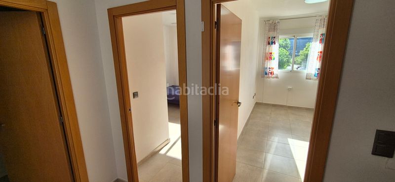 Foto b6cbd9f6-ccb0-4f5c-91d1-a3b5181fbff4. Casa adossada amb piscina a Almoines