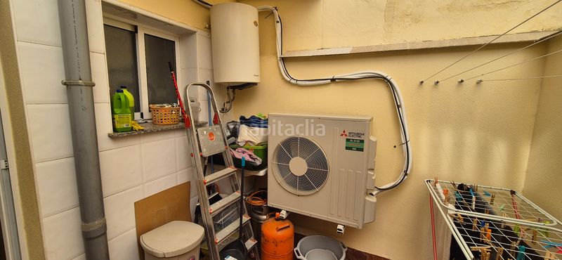 Foto e97569df-0432-476b-8484-a702e44bbd9a. Planta baixa amb calefacció aparcament a Piles