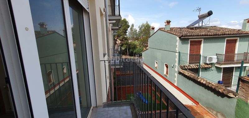 Foto 0c92d099-fdc0-40fb-ae96-a8d6ec048ee7. Semi detached house with heating parking pool in Castelló de Rugat