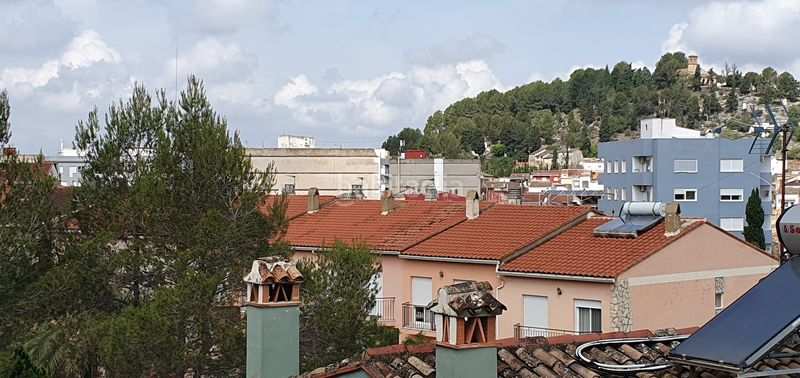 Foto a1fc1331-9eb8-4046-9ba1-bee6d4fbaa42. Semi detached house with heating parking pool in Castelló de Rugat