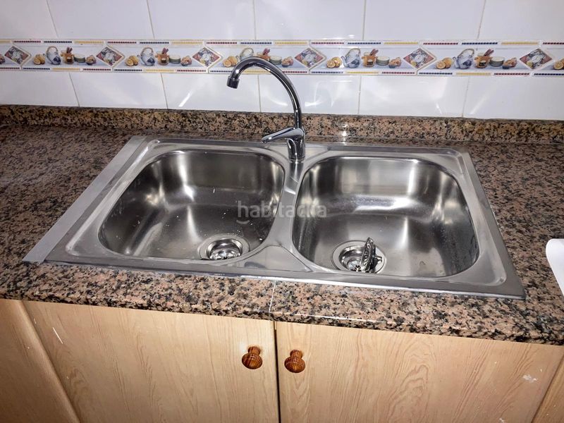 Foto 69e8d160-f3b7-4e07-851e-9ee1841df324. Pis a Oliva pueblo Oliva