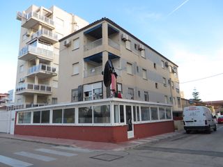 Appartement  Carrer alcoi. Apartamento en primera planta en playa de piles