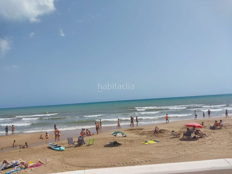 Foto b831d742-8d80-4e08-8618-7aaf8c9bf9df. Apartament a Piles
