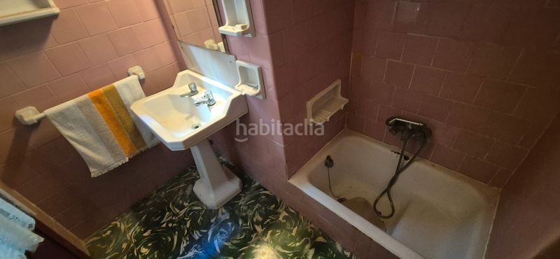 Foto dcc24ab7-44ed-4c10-bfee-980984ca8fb6. Casa amb xemeneia a Miramar