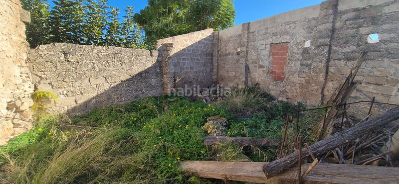 Foto 43e57235-a72b-4b16-b90b-6b73f6d2555e. Casa amb xemeneia aparcament a Miramar