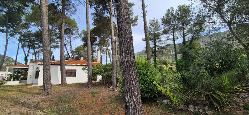 Foto 6f976d48-6624-4afb-ba79-acb84e7d1ed4. Xalet amb xemeneia calefacció aparcament a Barx